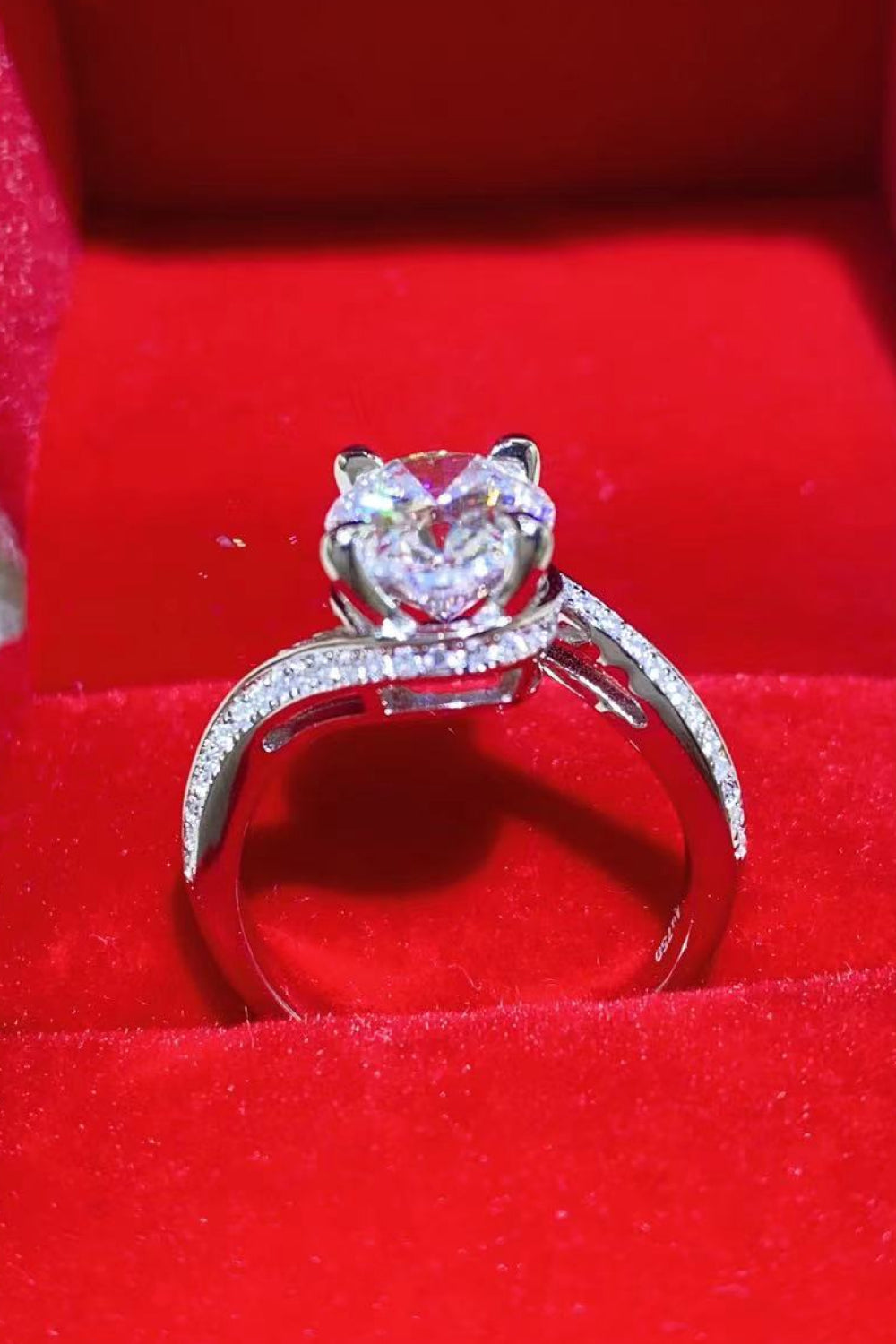Minimalist Moissanite Side Stone Ring