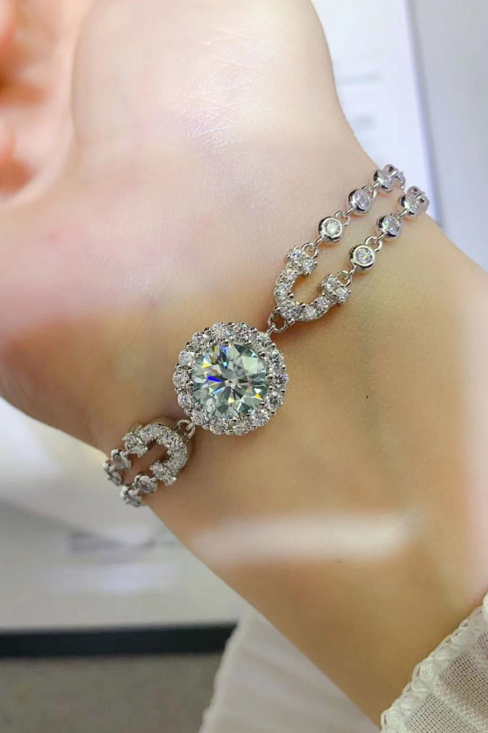 Frosted Elegance Moissanite Double-Layered Bracelet