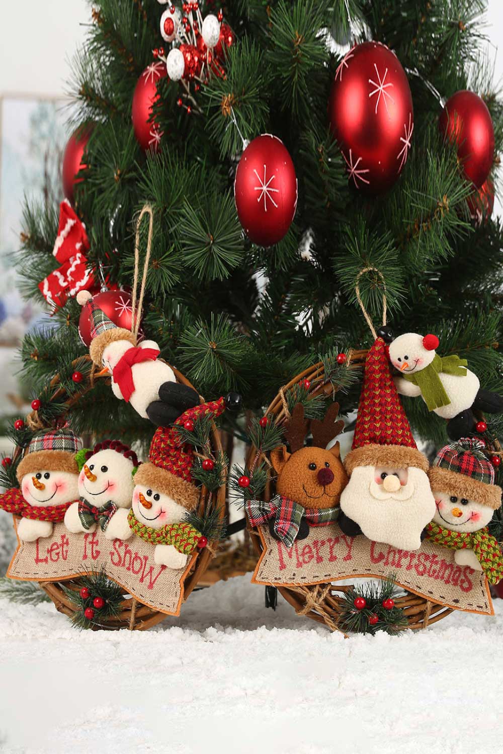 Cozy Christmas Holiday Wreath