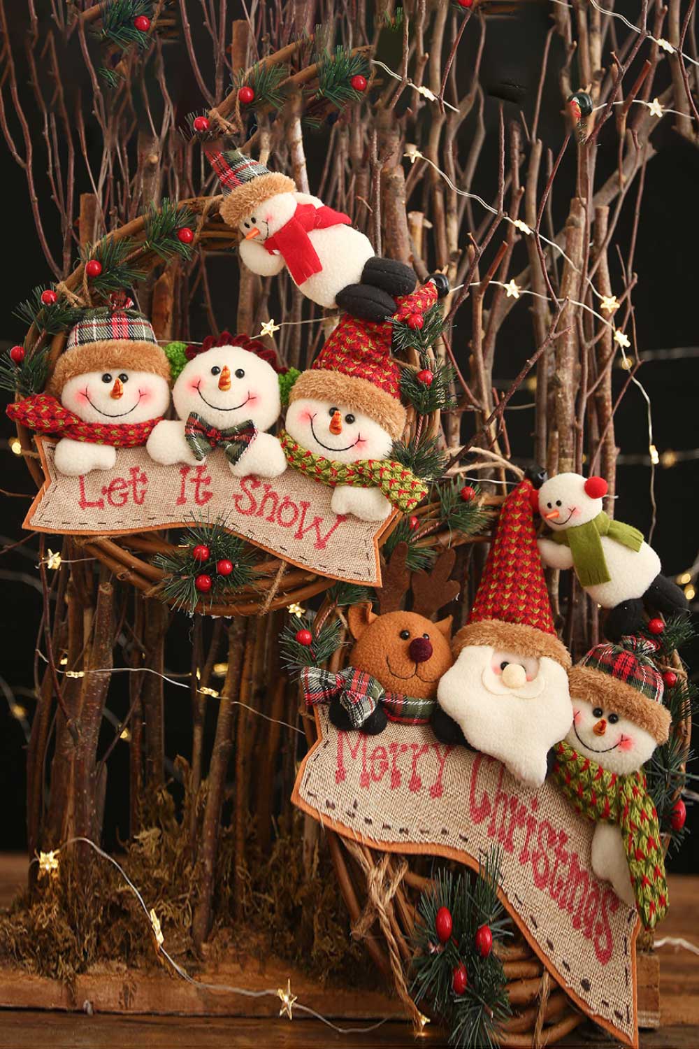 Cozy Christmas Holiday Wreath