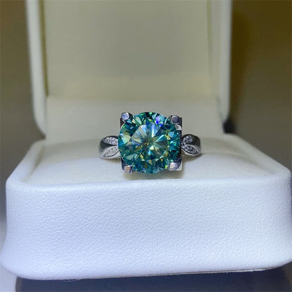 Luxe Verdant 5 Carat Moissanite Ring